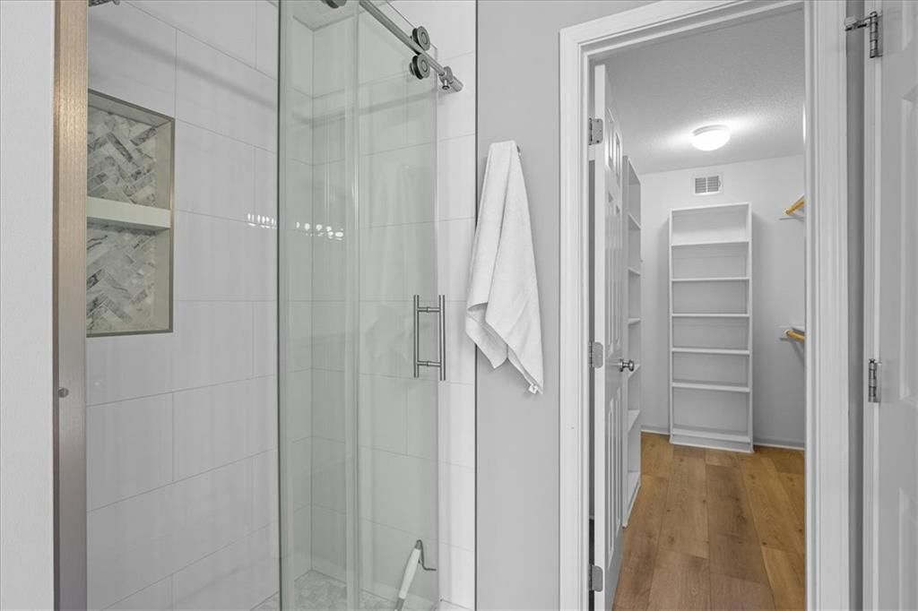 7732 N Nodaway Avenue — photo 21