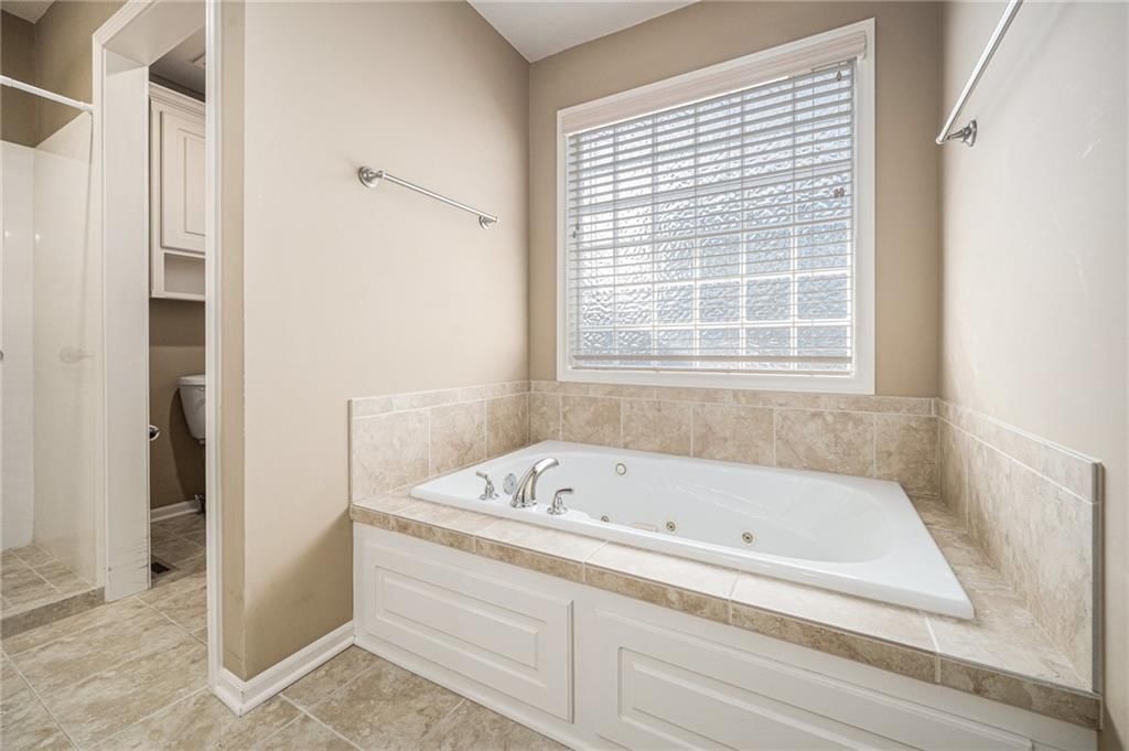 9504 N Cleveland Avenue — photo 18