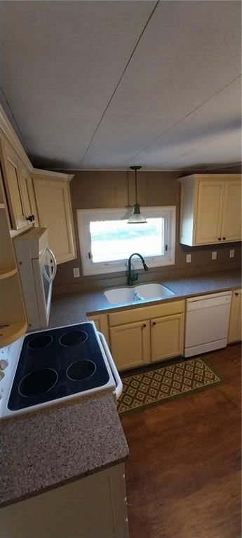 Photo 6 of 11 - 20824 NE 172nd Street