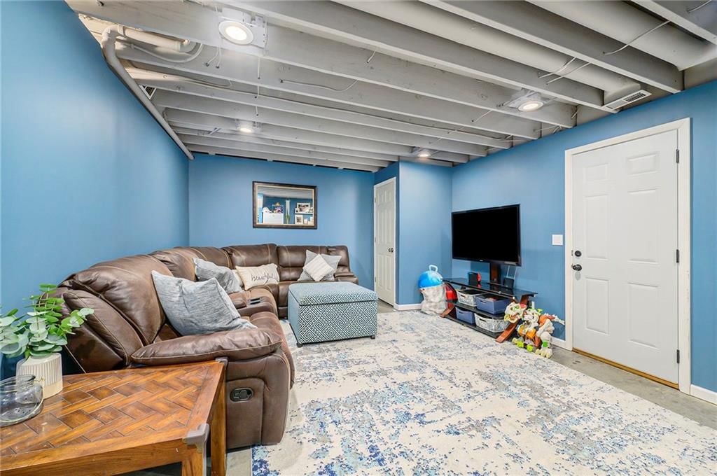 10019 N Donnelly Avenue — photo 22