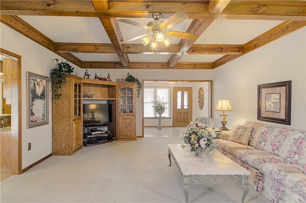 7012 N Benton Court — photo 5