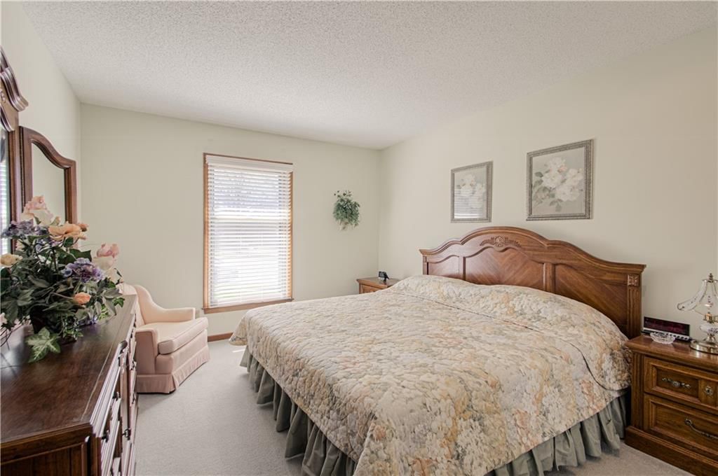 7012 N Benton Court — photo 22