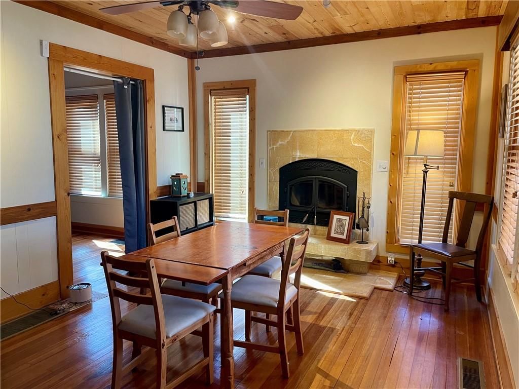 920 W 2ND Street — photo 11