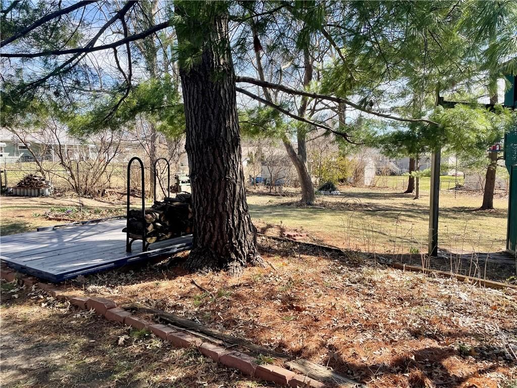 920 W 2ND Street — photo 41