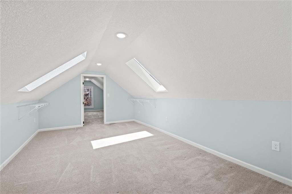 2414 Spruce Avenue — photo 17