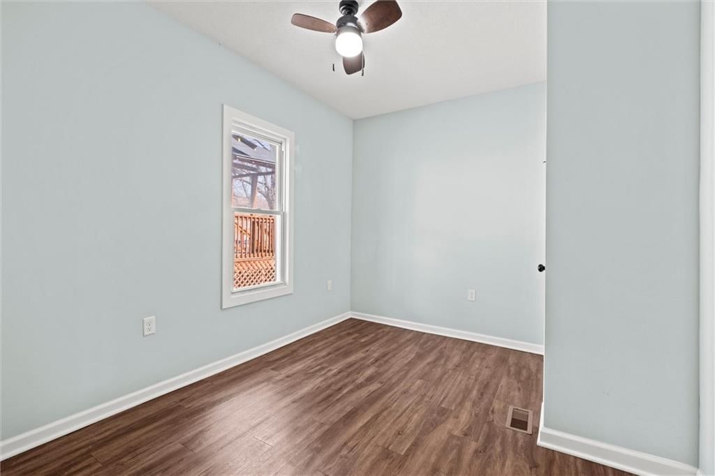 2414 Spruce Avenue — photo 20