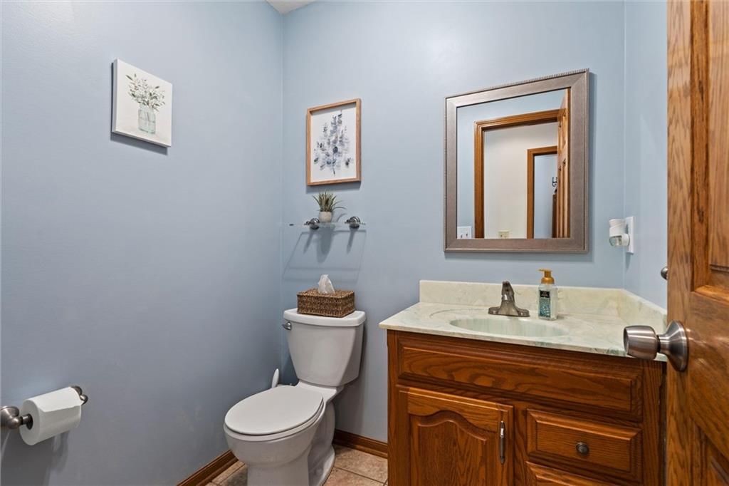 Photo 16 of 37 - 1549 SW Fredrick Drive