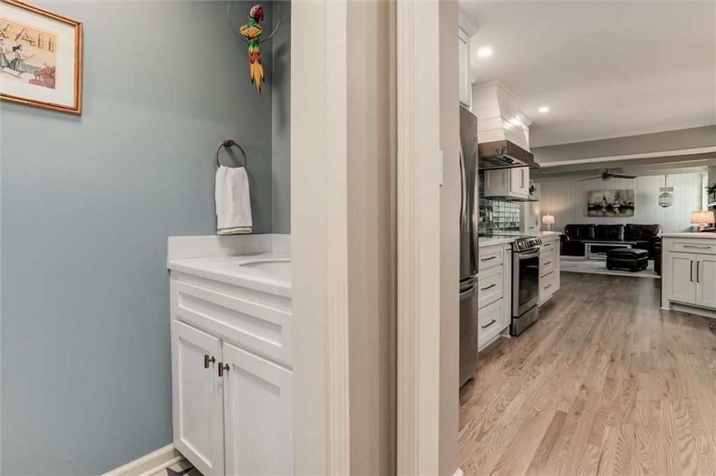 6681 Woodson Drive — photo 11