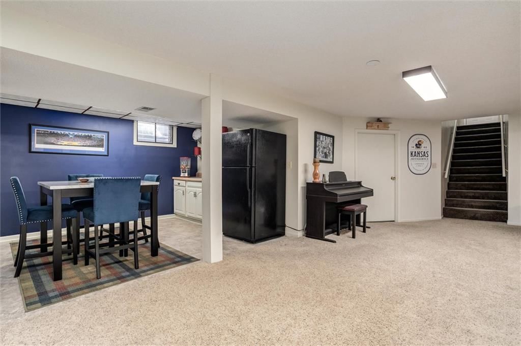 6681 Woodson Drive — photo 28