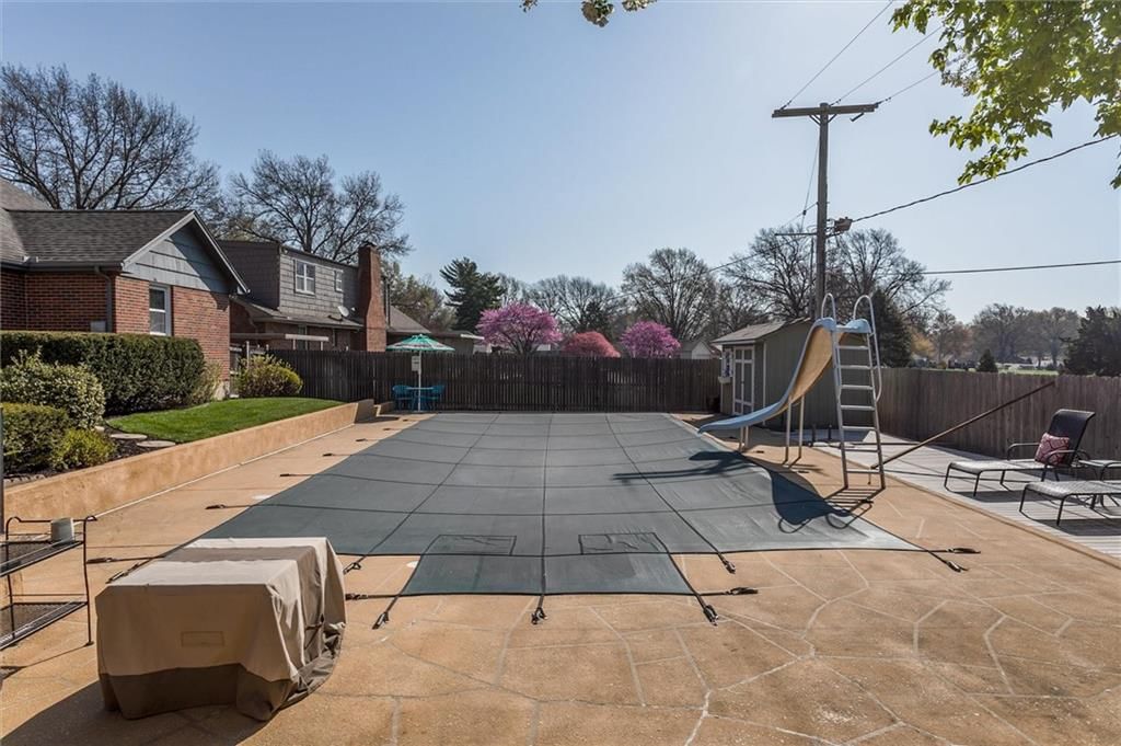 6681 Woodson Drive — photo 31