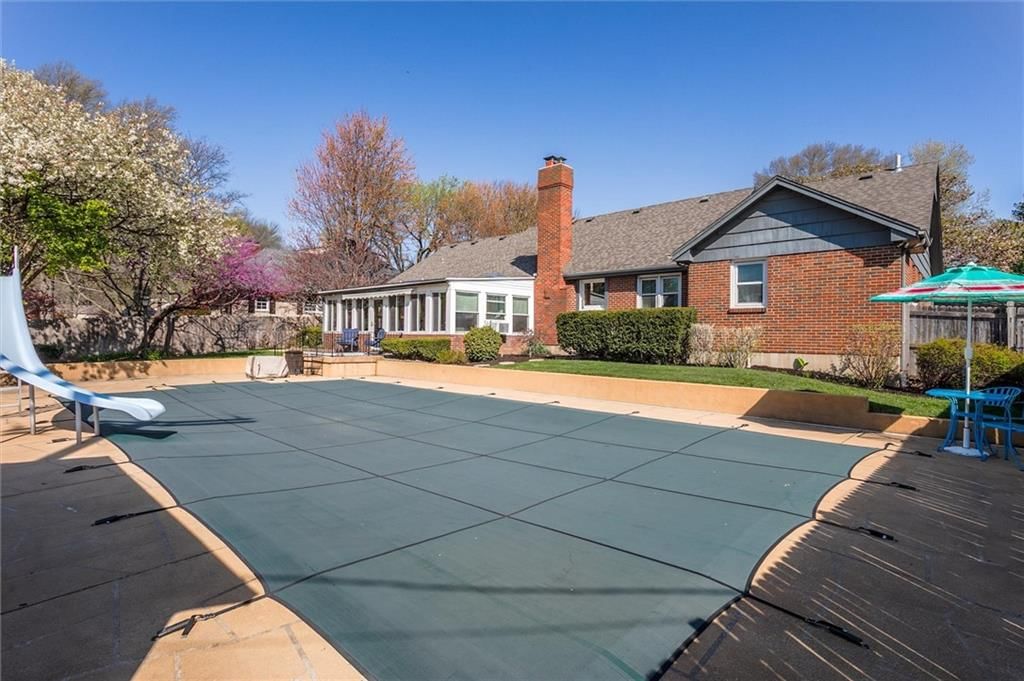 6681 Woodson Drive — photo 32