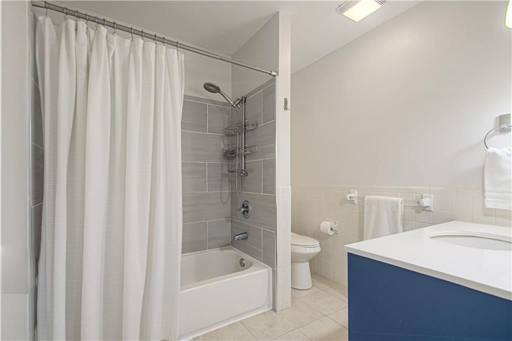 6814 N Euclid Avenue — photo 27