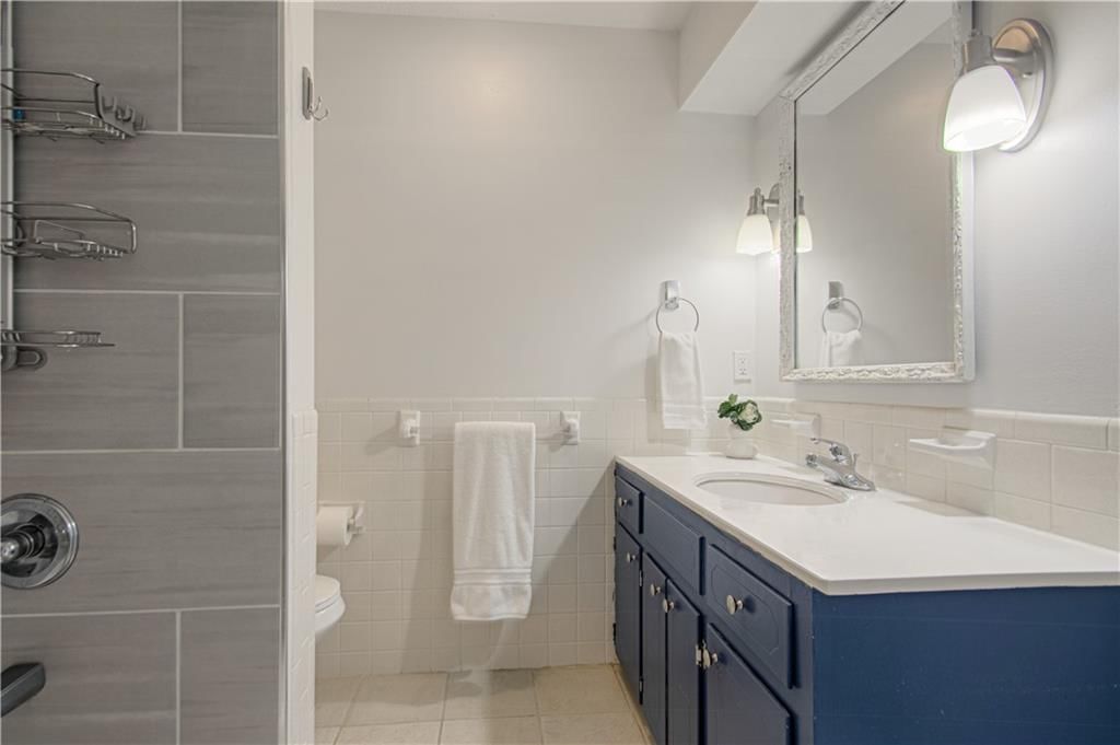 6814 N Euclid Avenue — photo 28