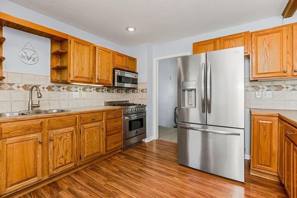 8515 N Winan Avenue — photo 10