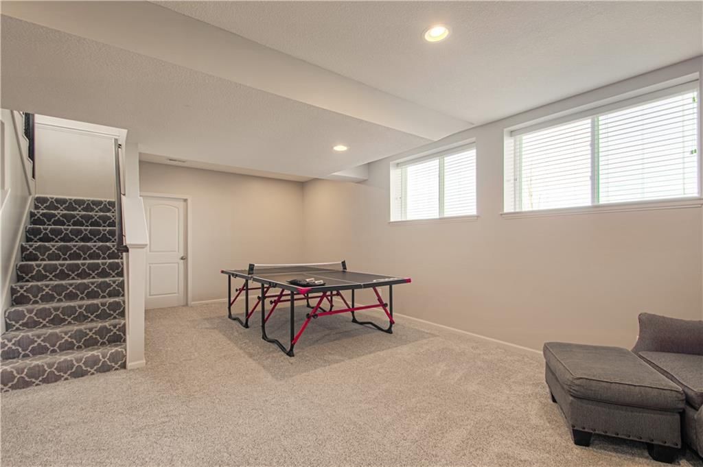 407 W 10th Street — photo 27
