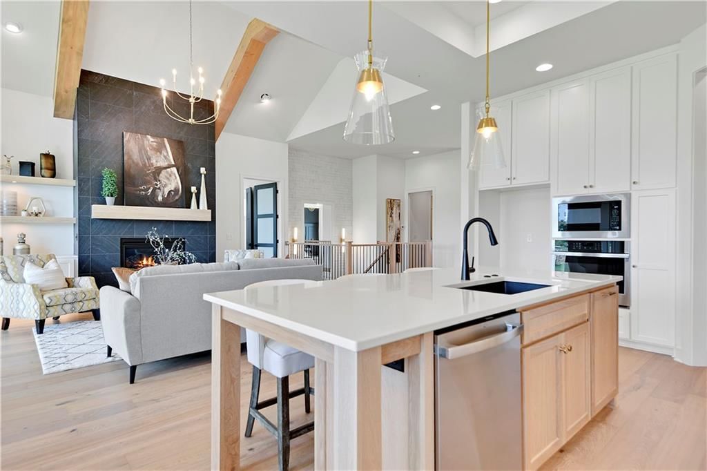Photo 11 of 29 - 24936 W 98th Place