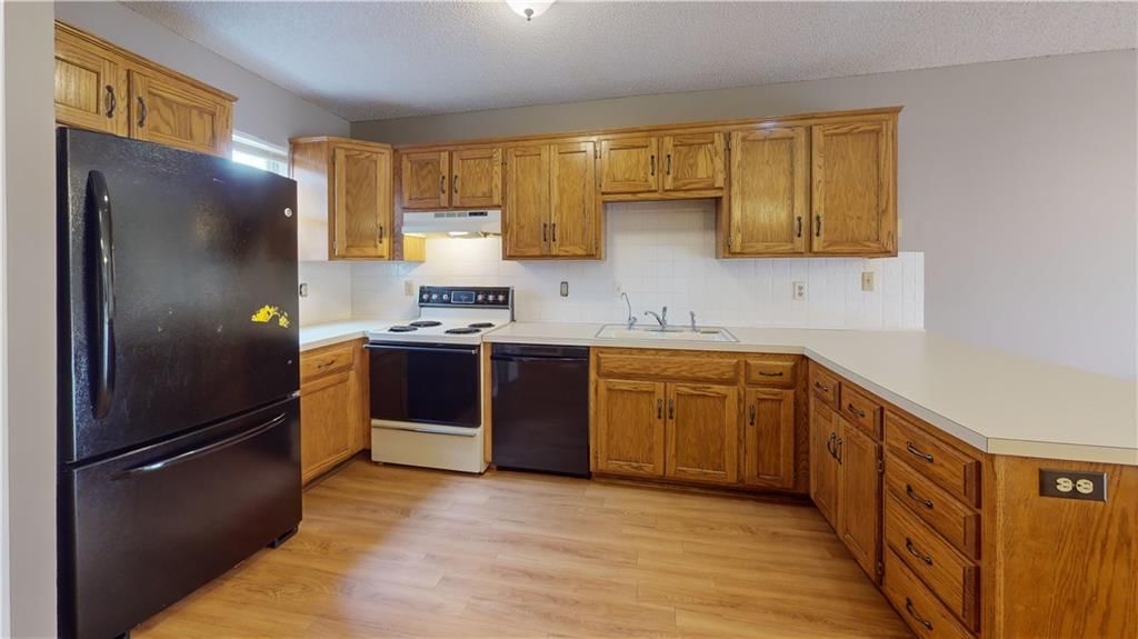 8727 NW 82nd Street — photo 5
