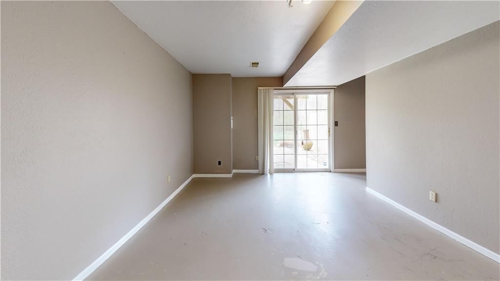 8727 NW 82nd Street — photo 17