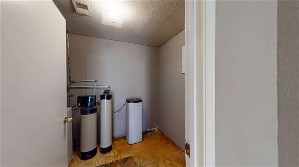 8727 NW 82nd Street — photo 21