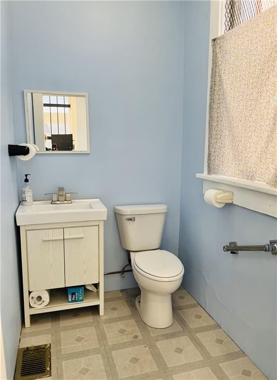 6223 King Hill Avenue — photo 18