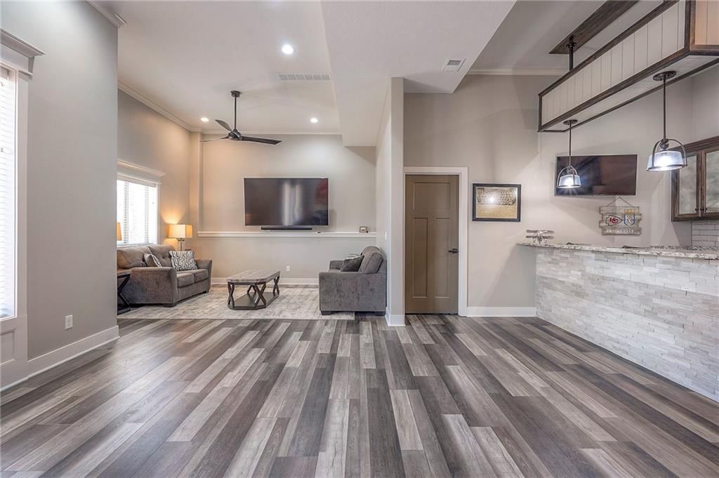 815 N Walnut Lane — photo 38