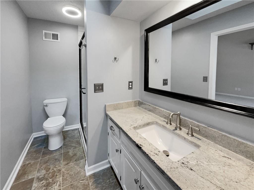 12577 Broadmoor Street — photo 7