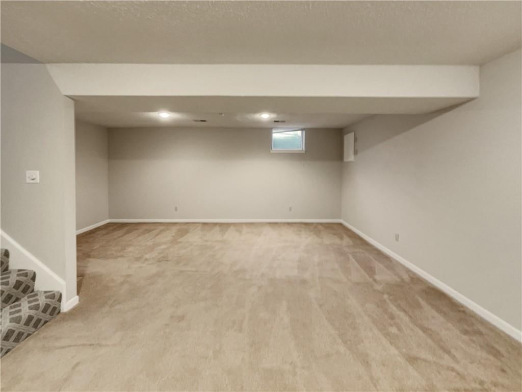 12577 Broadmoor Street — photo 22