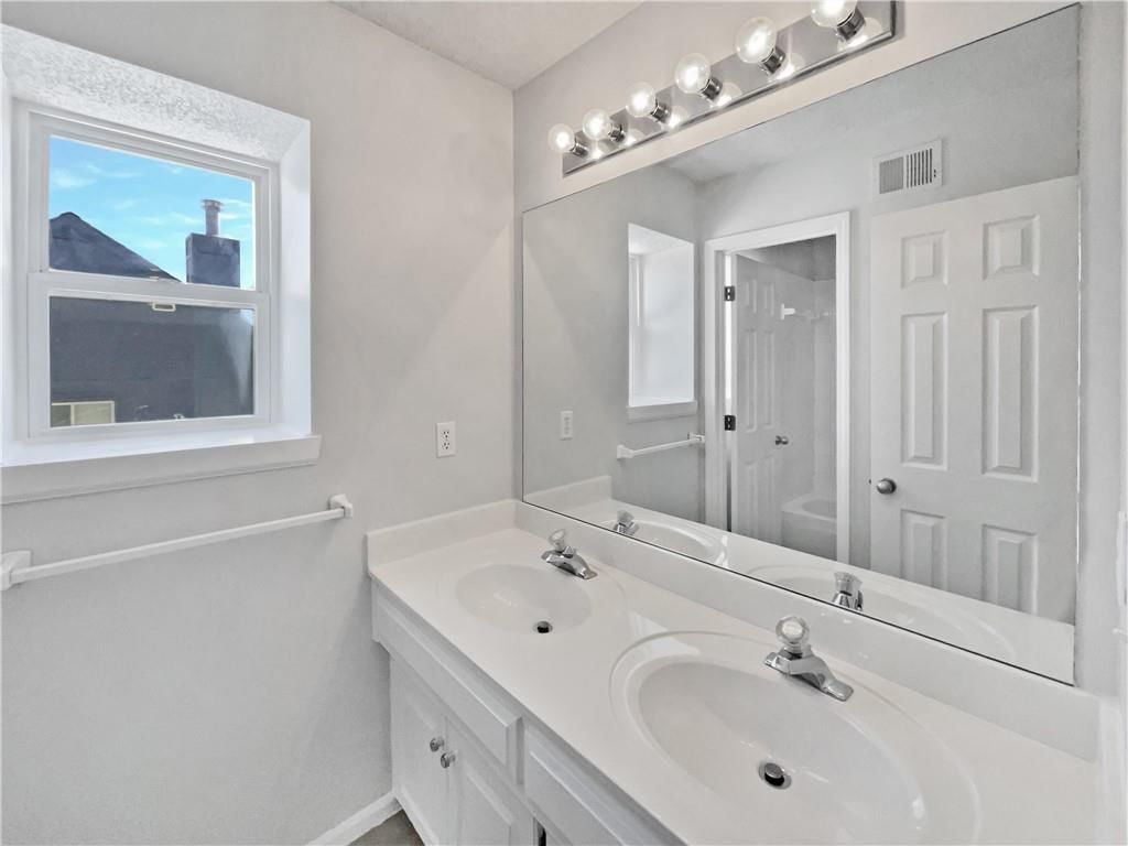 10009 W 126th Street — photo 20