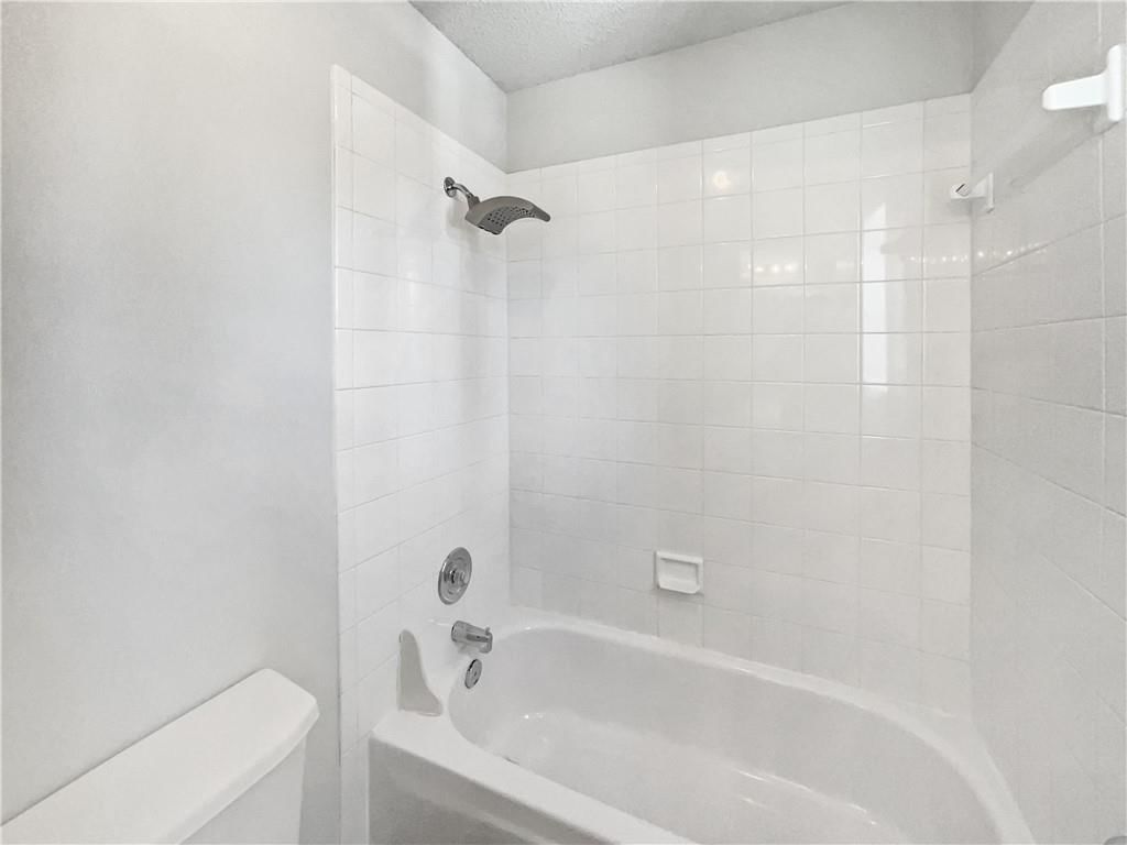 10009 W 126th Street — photo 21