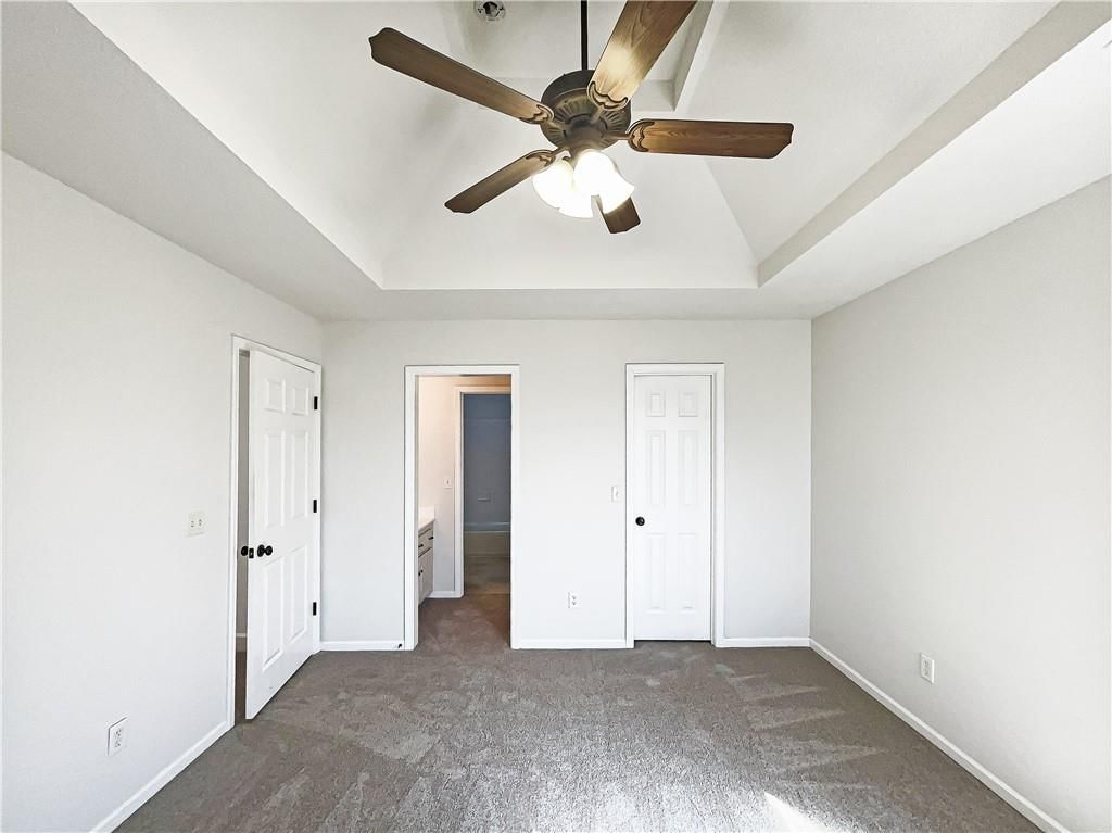Photo 5 of 25 - 8515 NE 89th Terrace