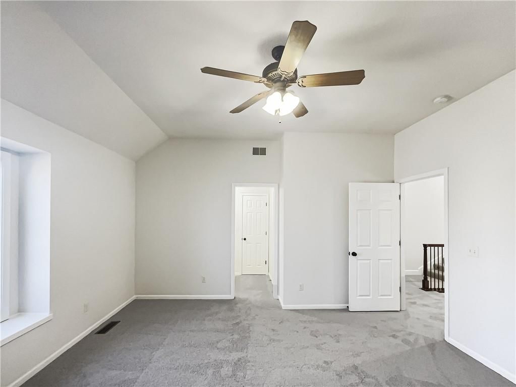 Photo 11 of 25 - 8515 NE 89th Terrace