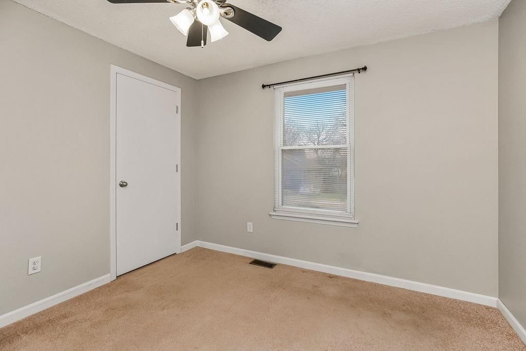 7214 N Kentucky Avenue — photo 19