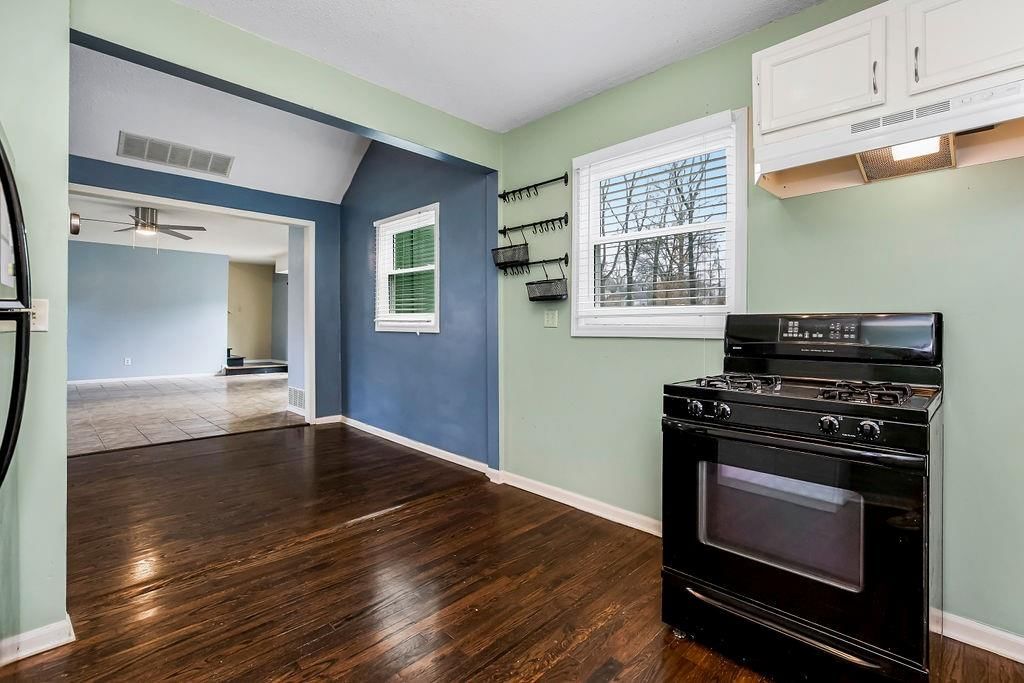 8117 Belleview Street — photo 10