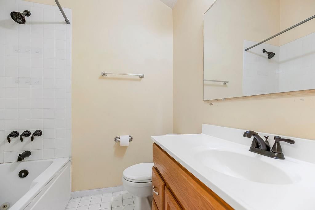 8117 Belleview Street — photo 24