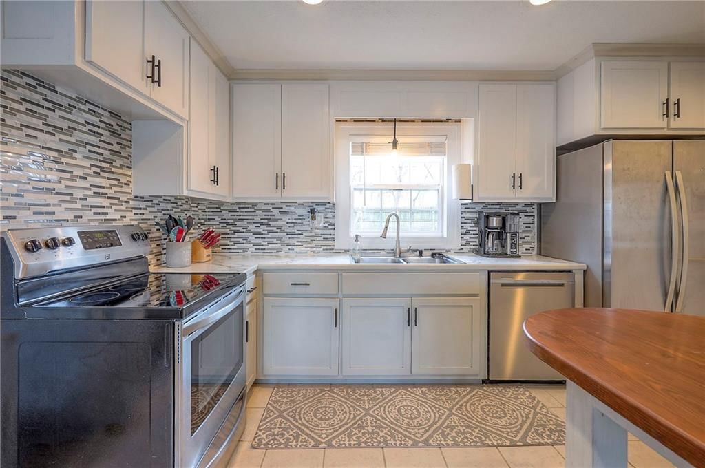 1404 S Franklin Drive — photo 18