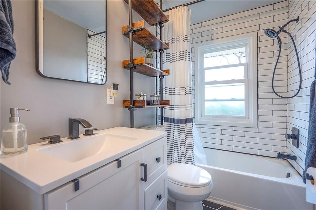 1404 S Franklin Drive — photo 27