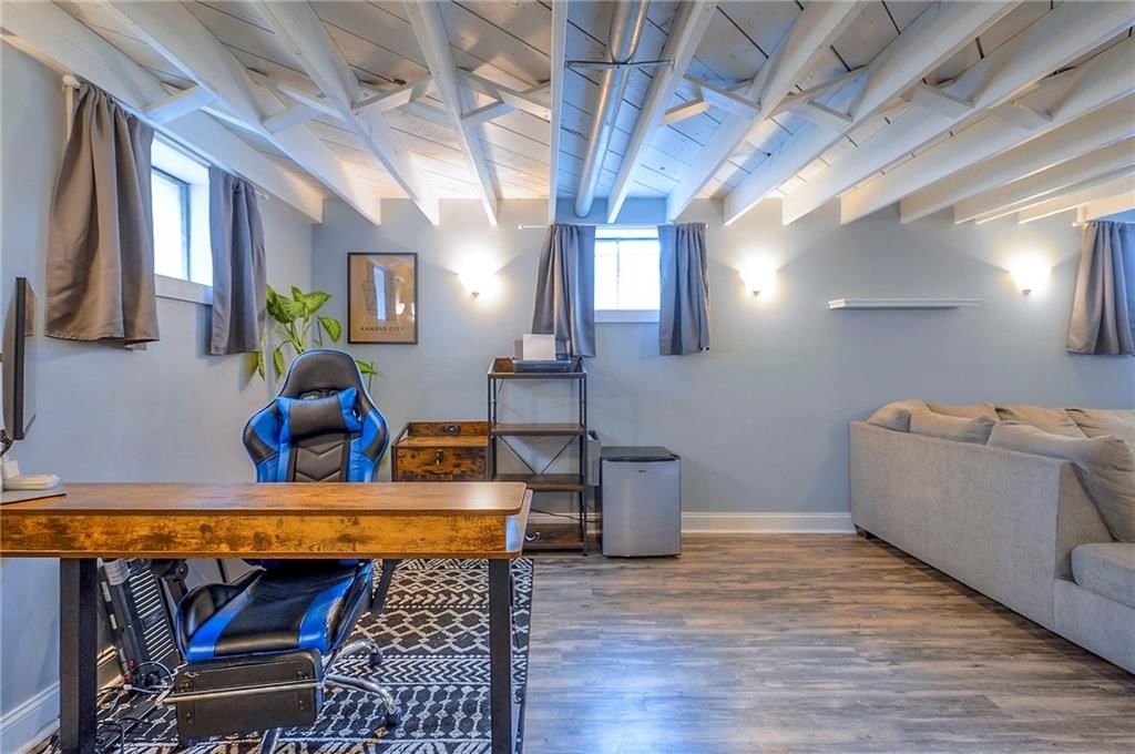 1404 S Franklin Drive — photo 37