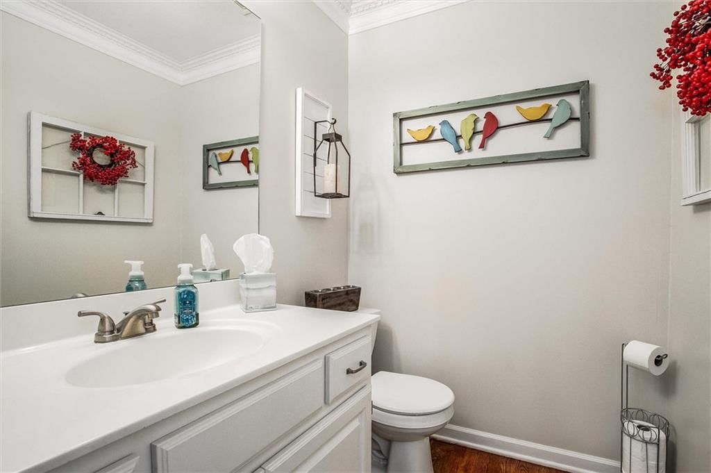 7100 Norwood Avenue — photo 13