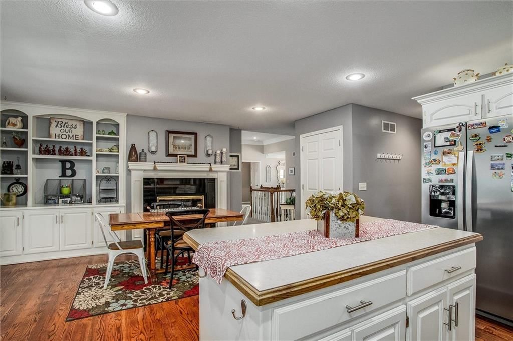 7100 Norwood Avenue — photo 17