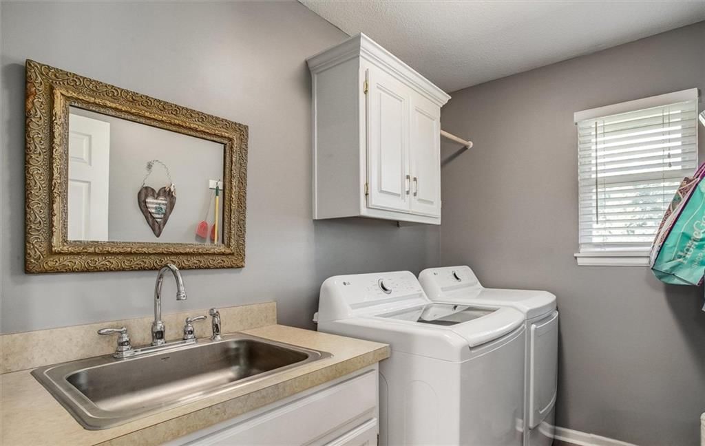 7100 Norwood Avenue — photo 20
