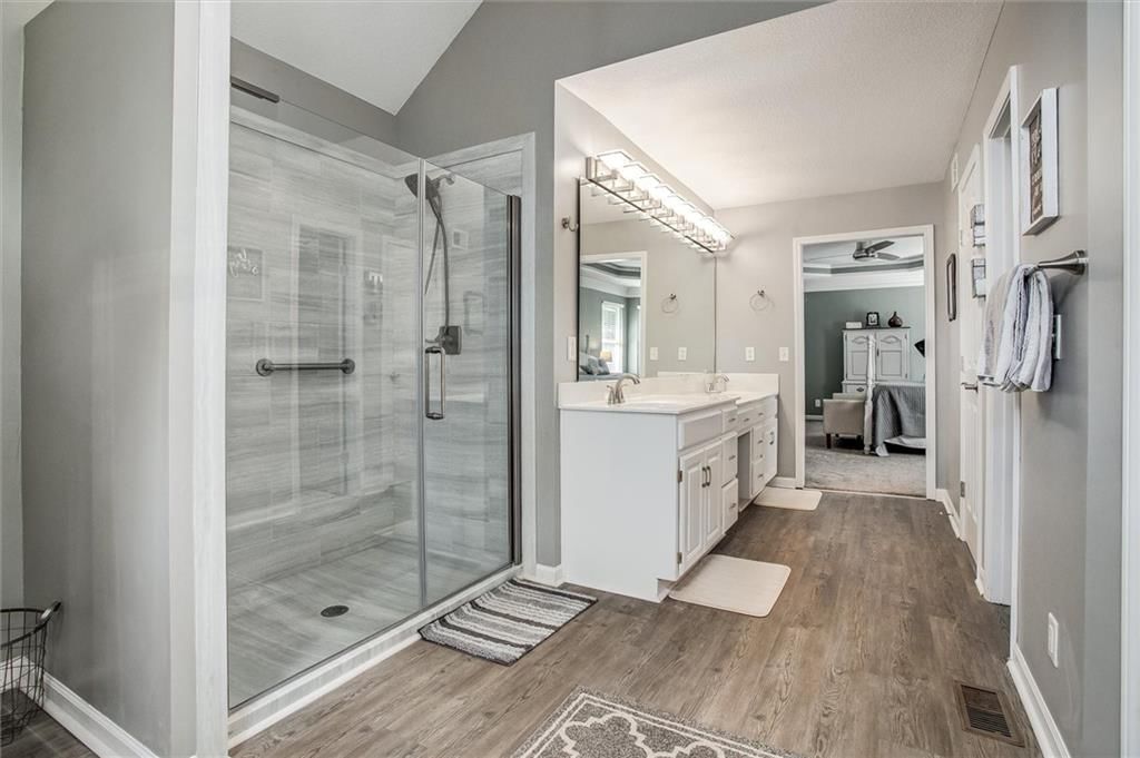 7100 Norwood Avenue — photo 24