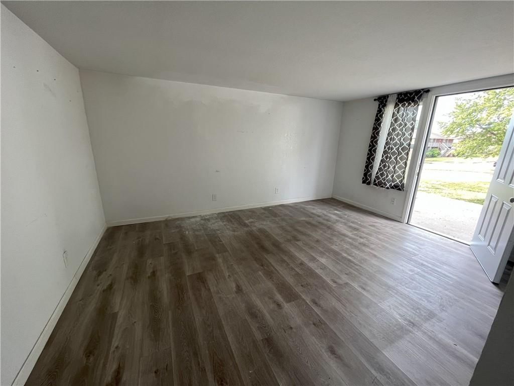 408 S Mulberry Street — photo 26