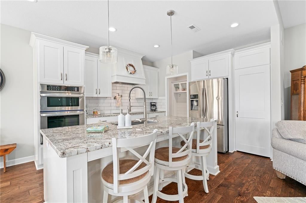 1295 NW Crestwood Drive — photo 12