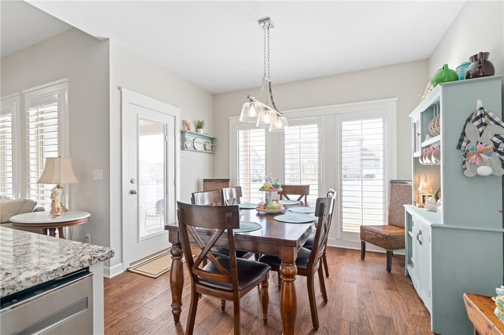 1295 NW Crestwood Drive — photo 16