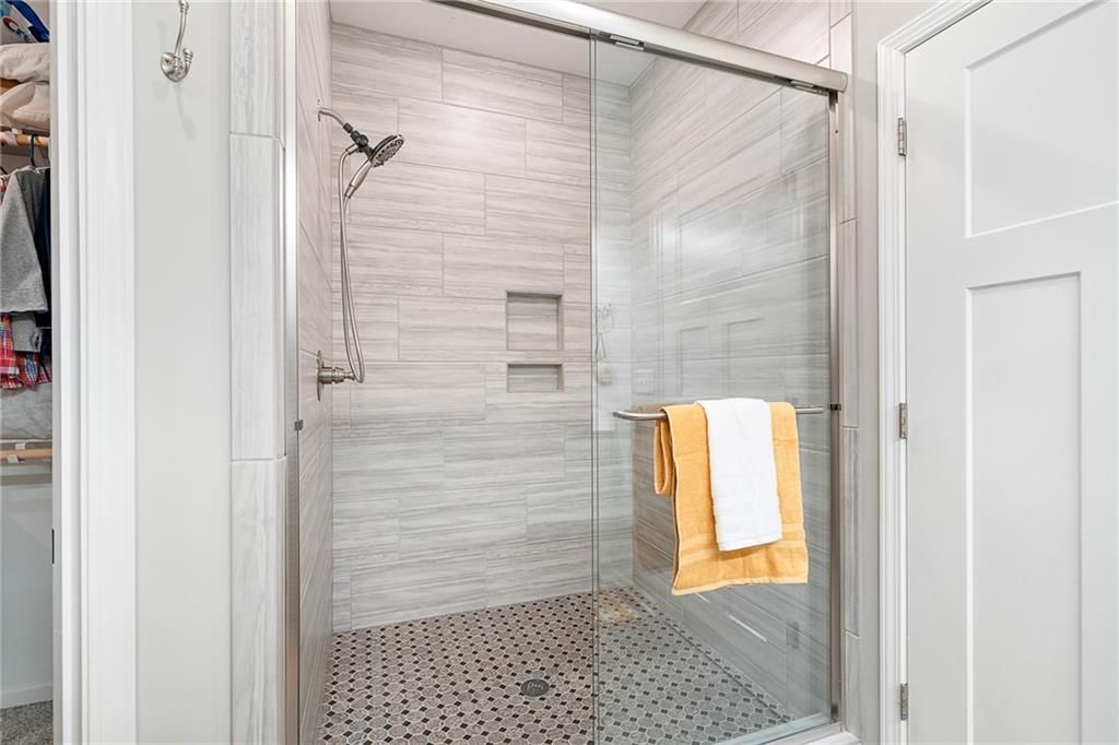 1295 NW Crestwood Drive — photo 23