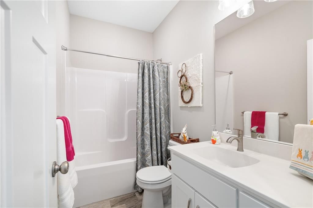 1295 NW Crestwood Drive — photo 26
