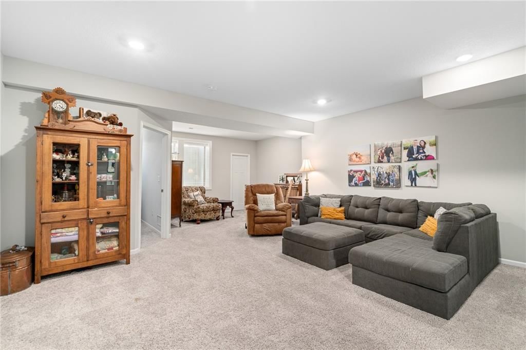 1295 NW Crestwood Drive — photo 28