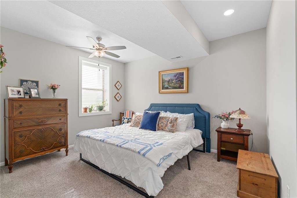 1295 NW Crestwood Drive — photo 33