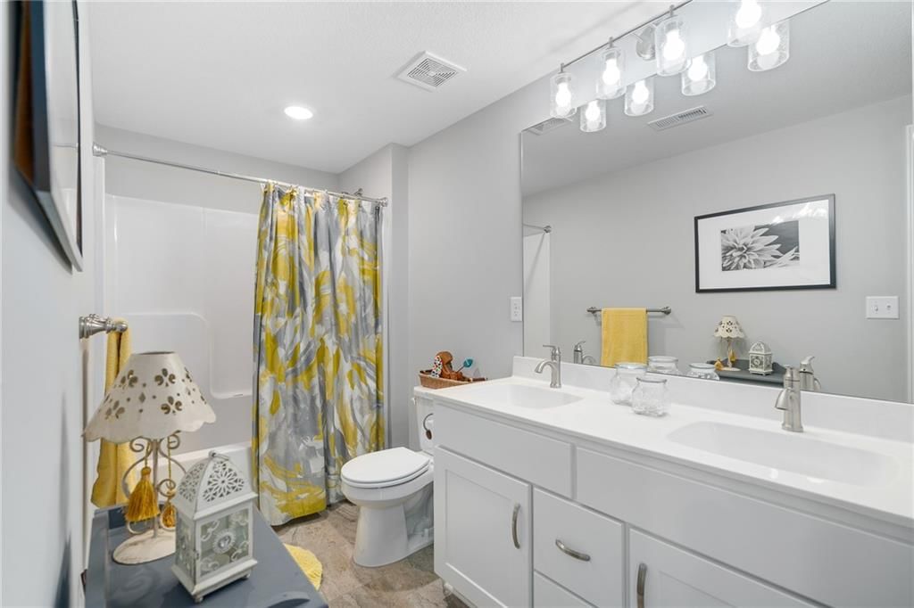 1295 NW Crestwood Drive — photo 35