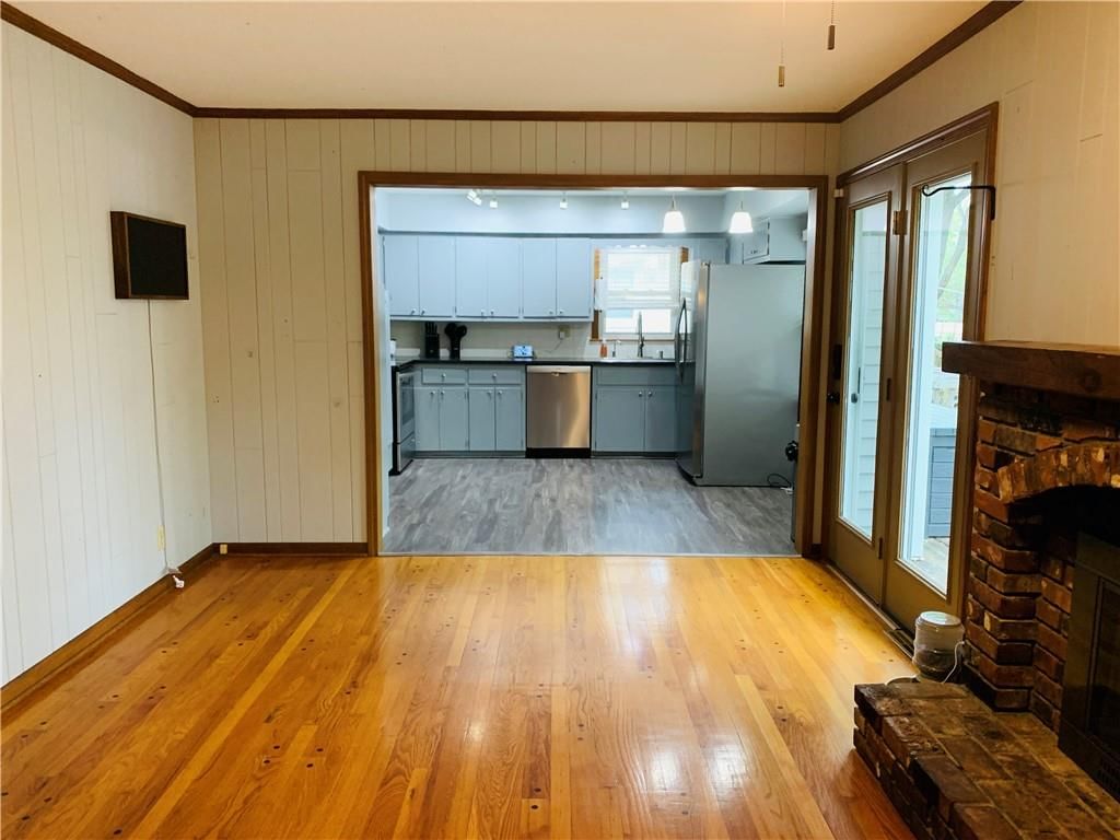 6717 N Euclid Avenue — photo 3